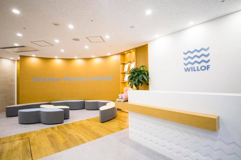 各事業場の産業保健の質を均一化しながら、対応工数を大幅に削減！